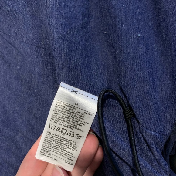 Gap Faux Down Vest - Picture 6 of 7